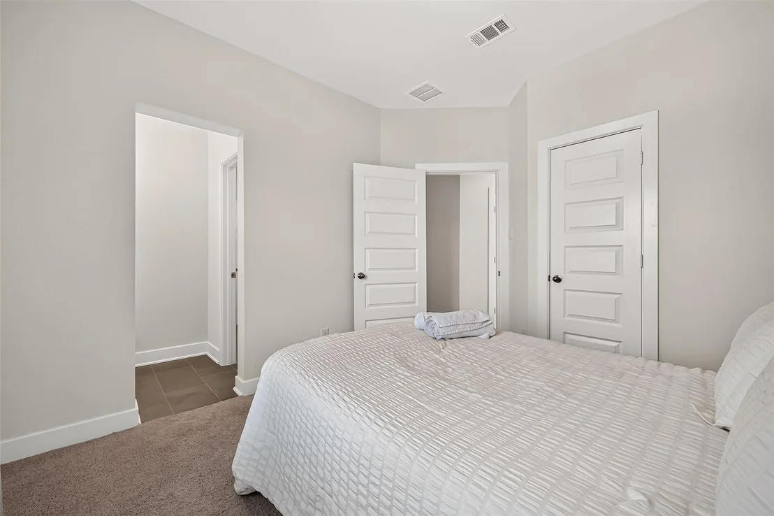 Photo of 31019 Sun Valley Drive