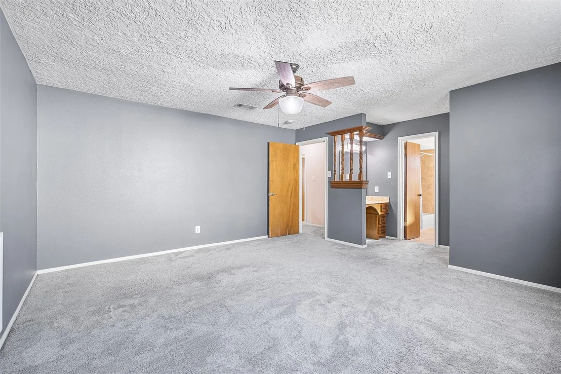 Photo of 723 Shadowbrook Drive