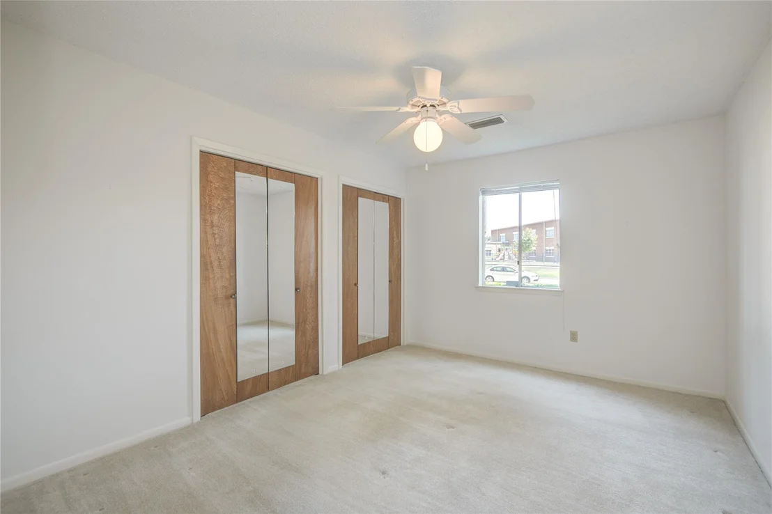 Photo of 114 Post Oak Road