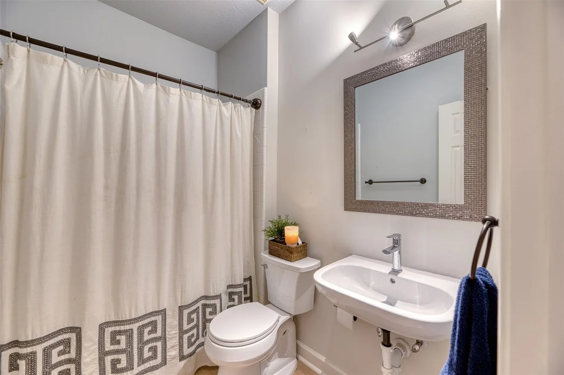Photo of 19303 Allview Lane
