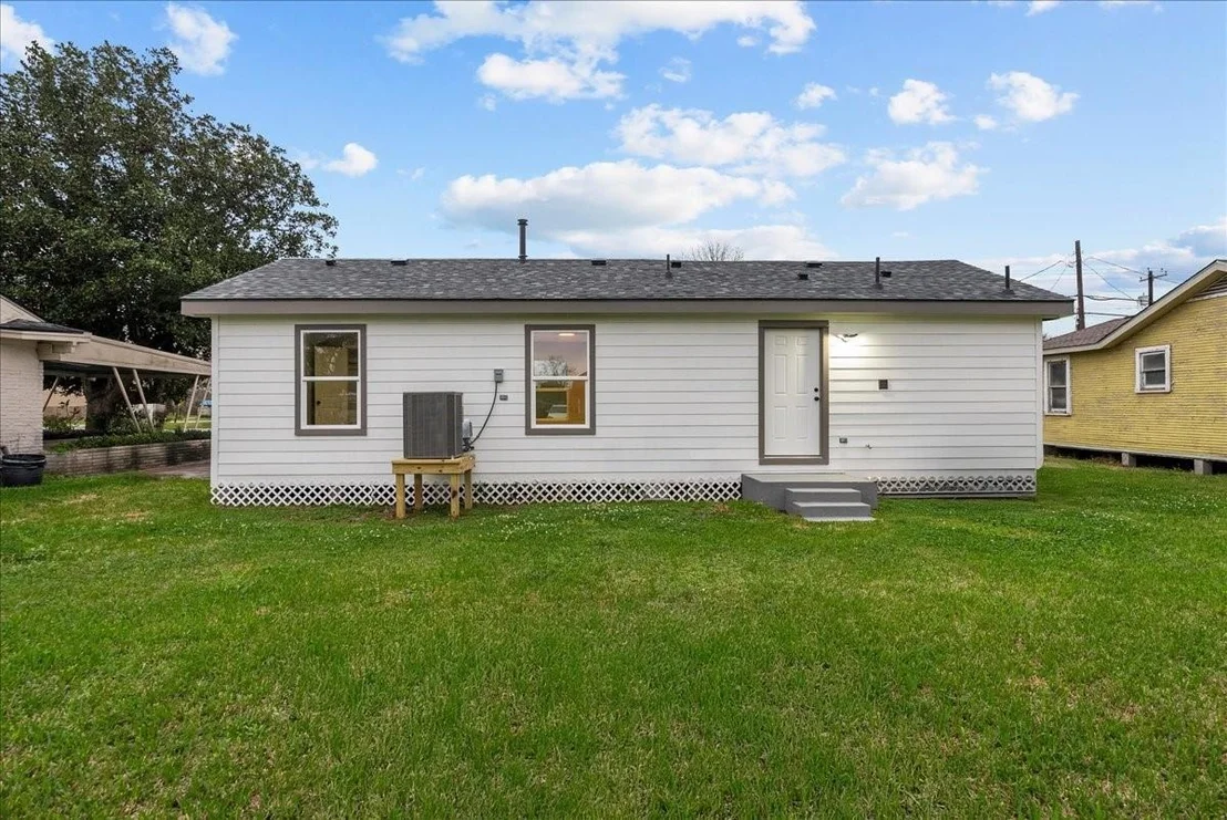 Photo of 123 Lake Road