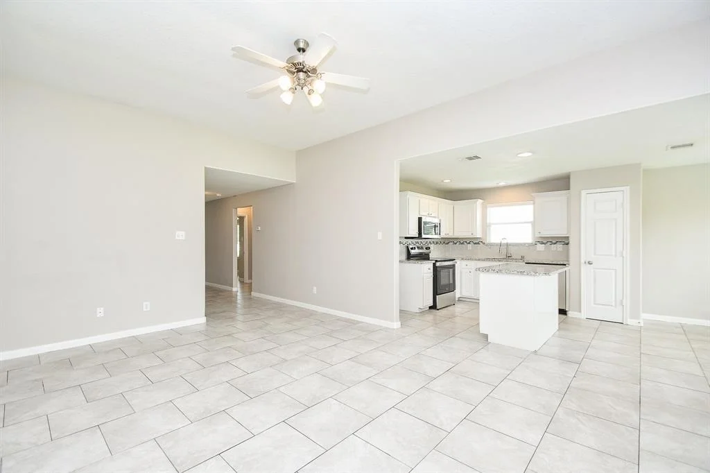 Photo of 7119 White Willow Lane
