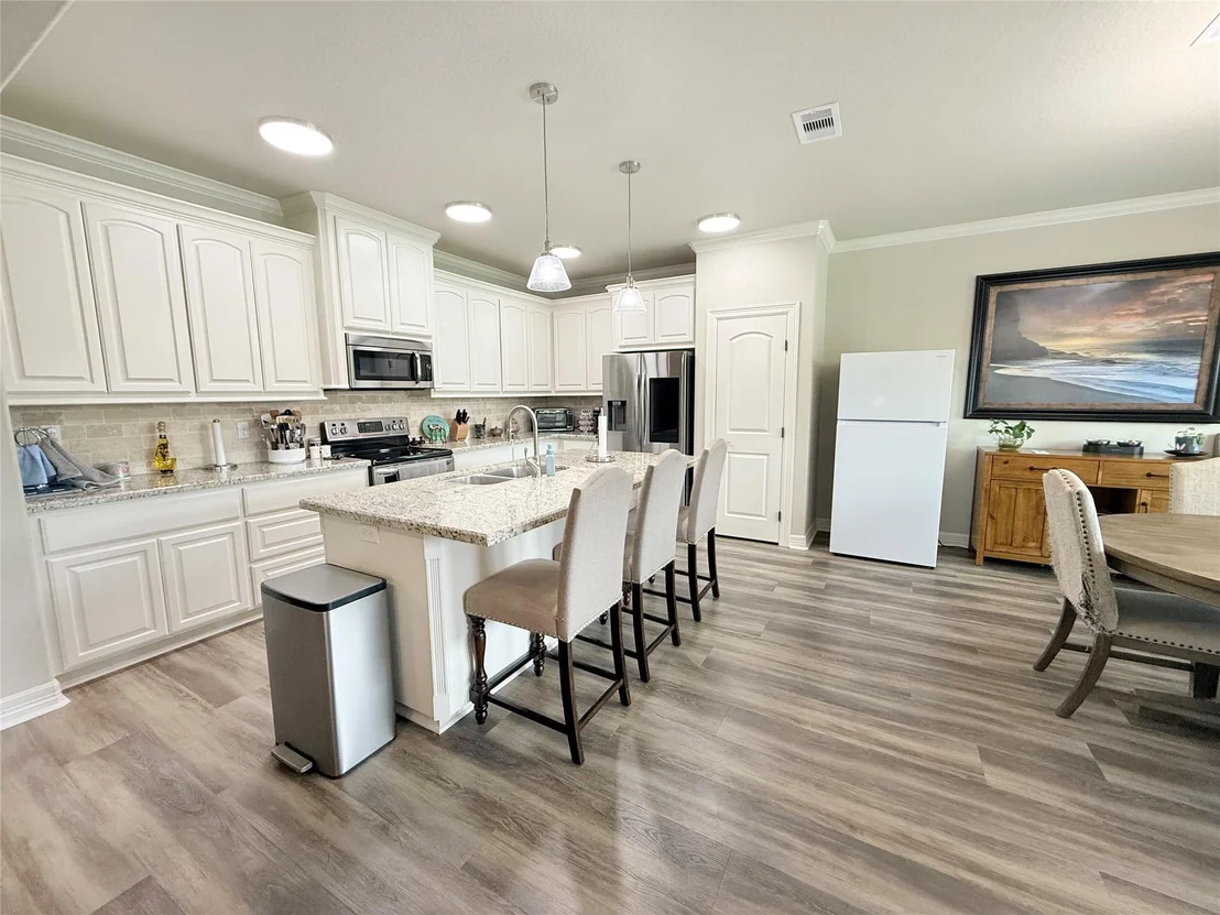 Photo of 313 Creekside Lane