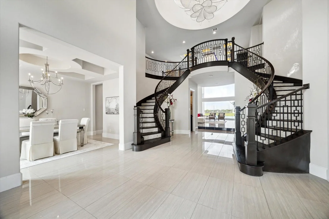 Photo of 38 Enclave Manor Drive