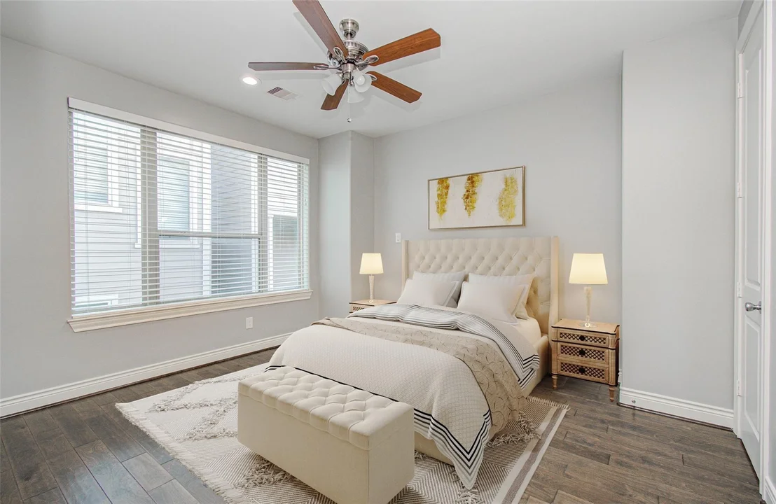 Photo of 8903 Spring Knoll Forest Drive