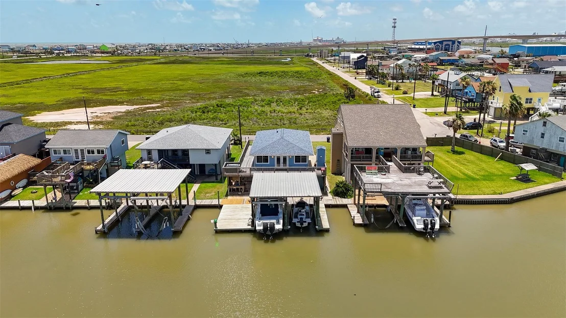 Photo of 513 Swordfish Lane