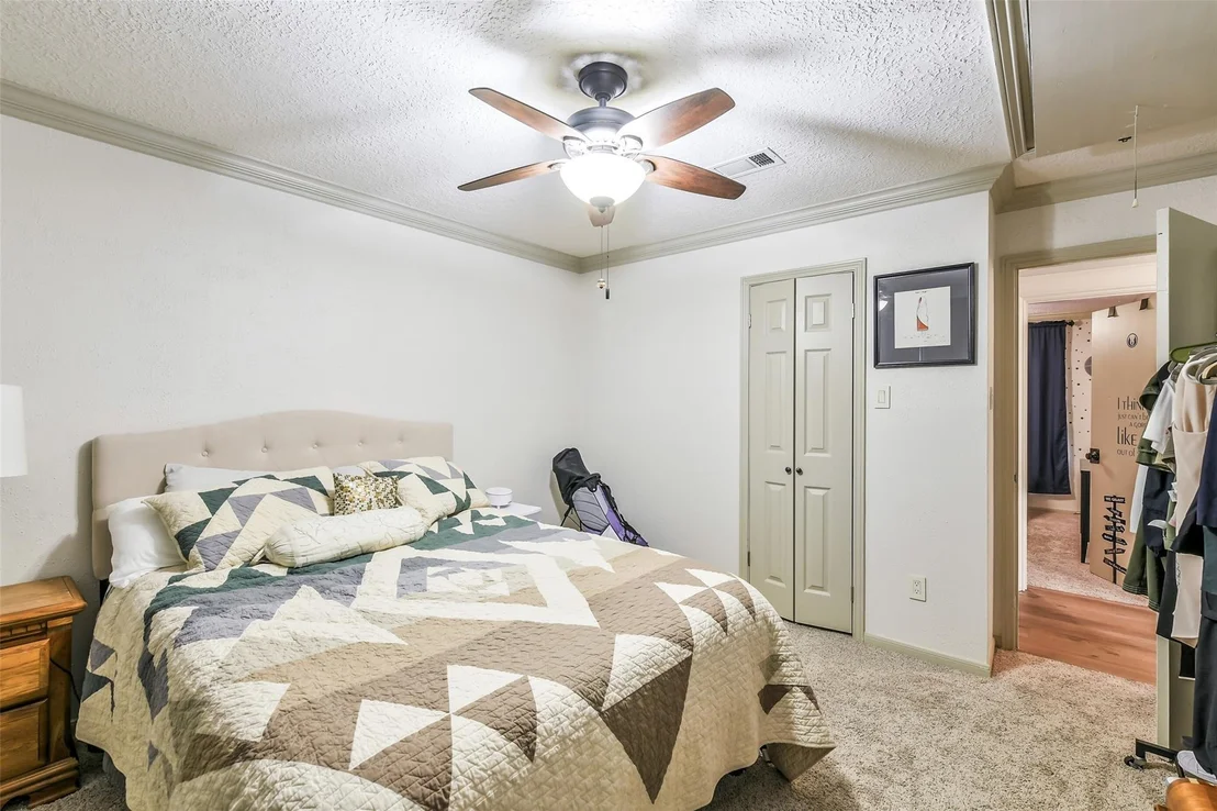 Photo of 3823 Elmcrest Drive