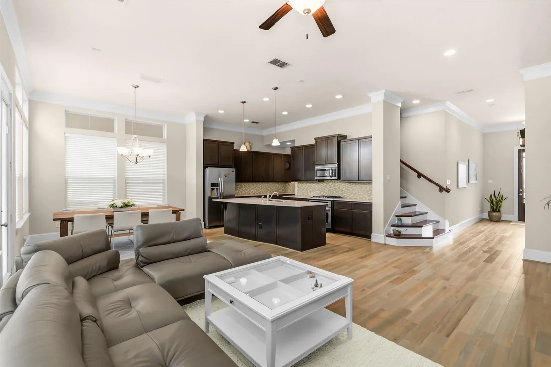 Photo of 1415 Devonshire Manor Lane
