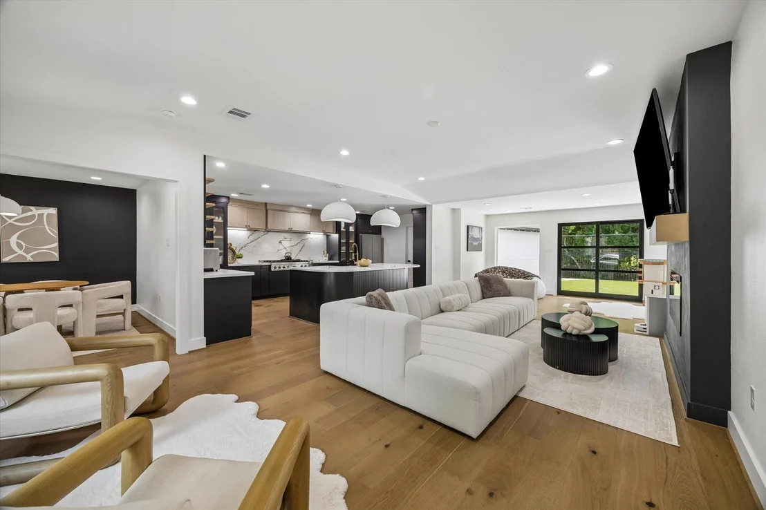 Photo of 115 Blue Willow Drive