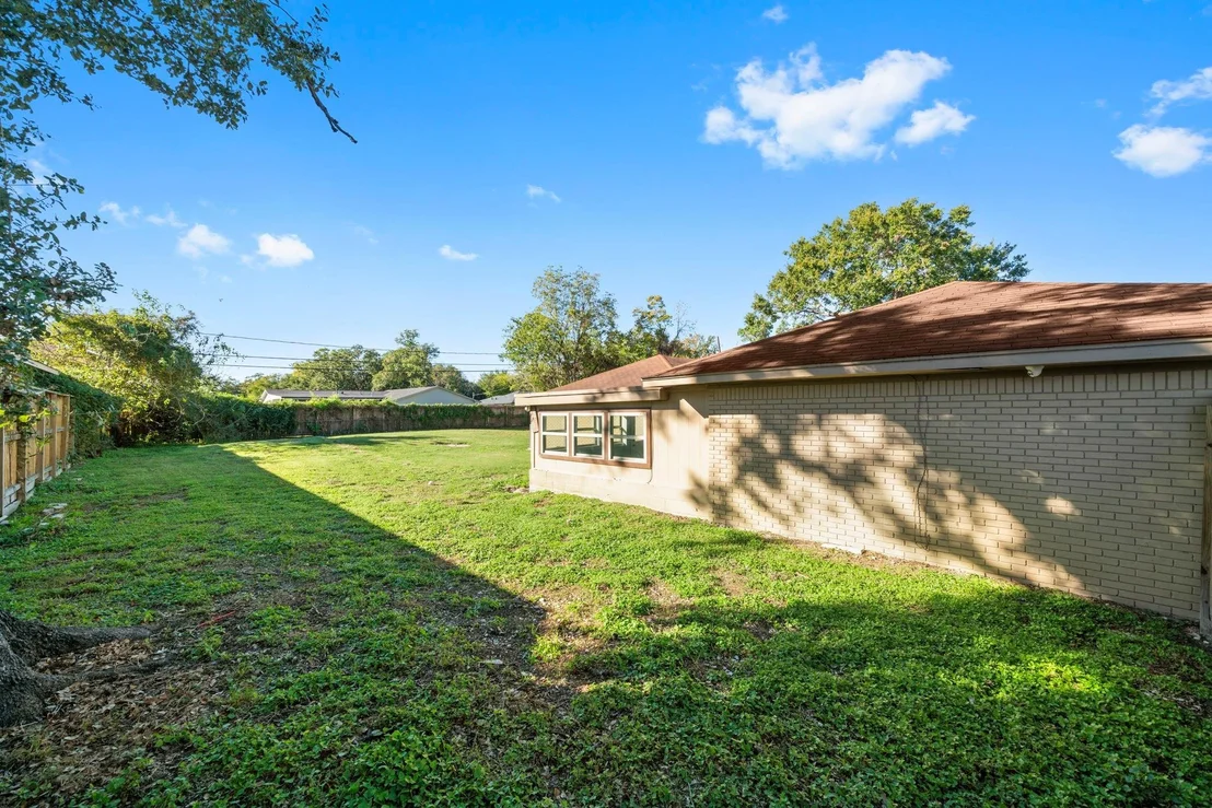 Photo of 1723 Campbell Road