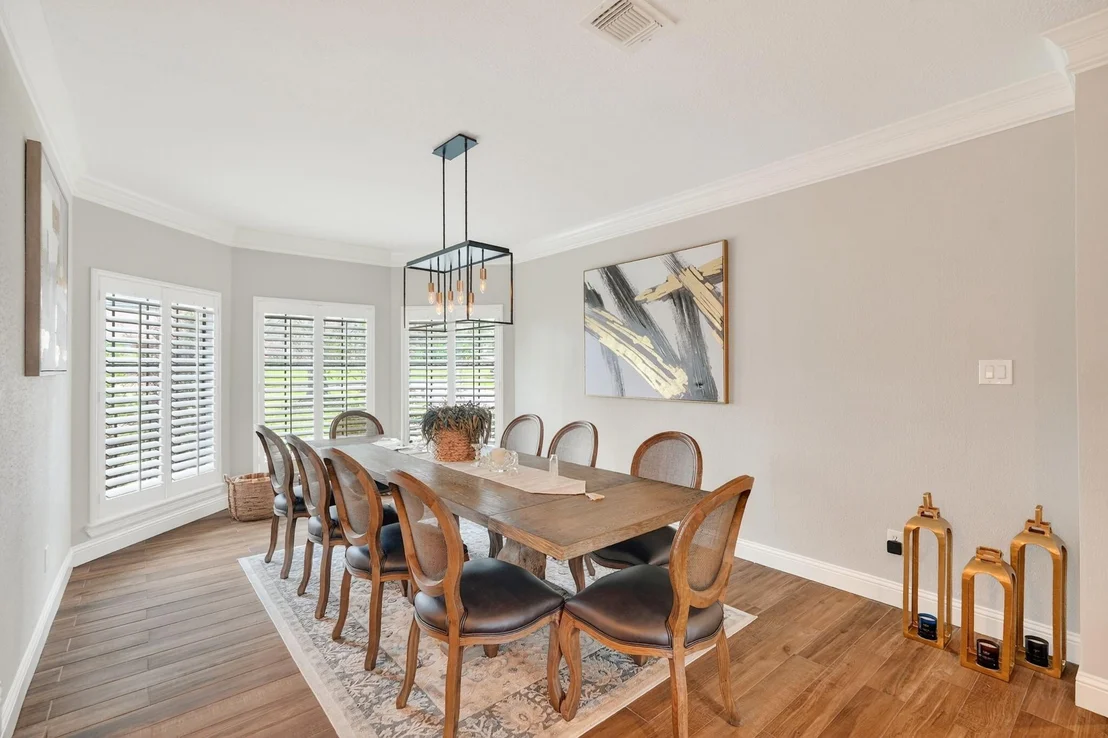 Photo of 24710 Creekview Drive