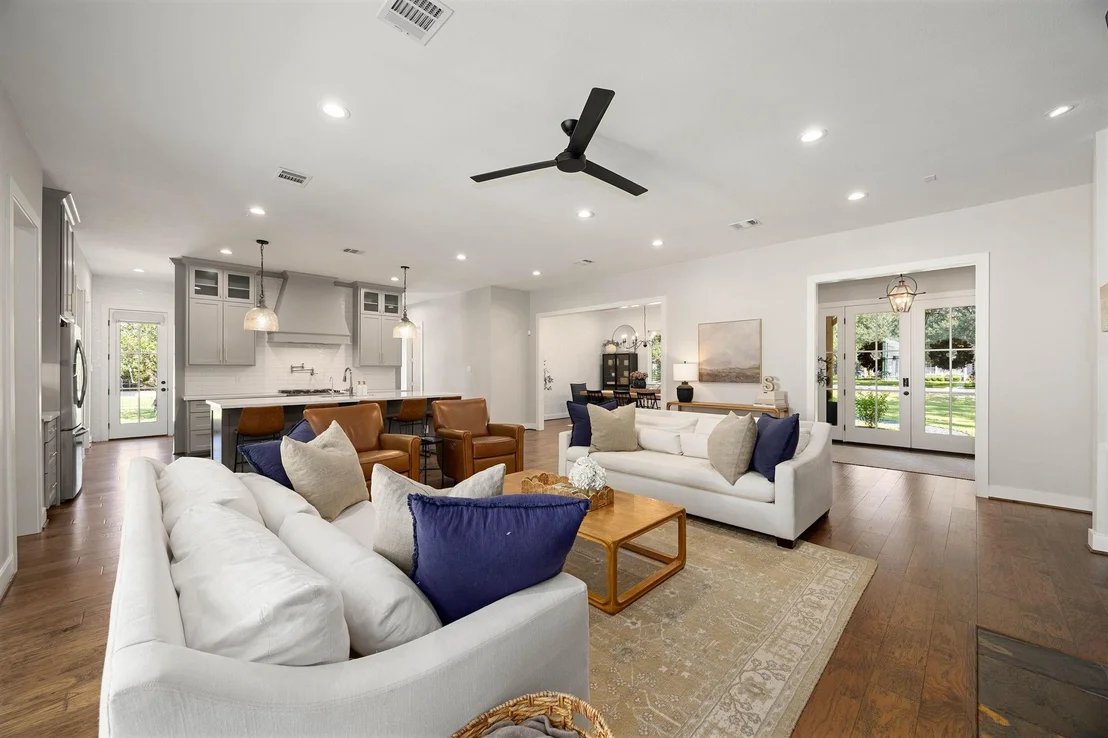 Photo of 3008 S Saddlebrook Lane