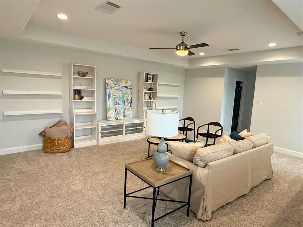 Photo of 305 Willard Street