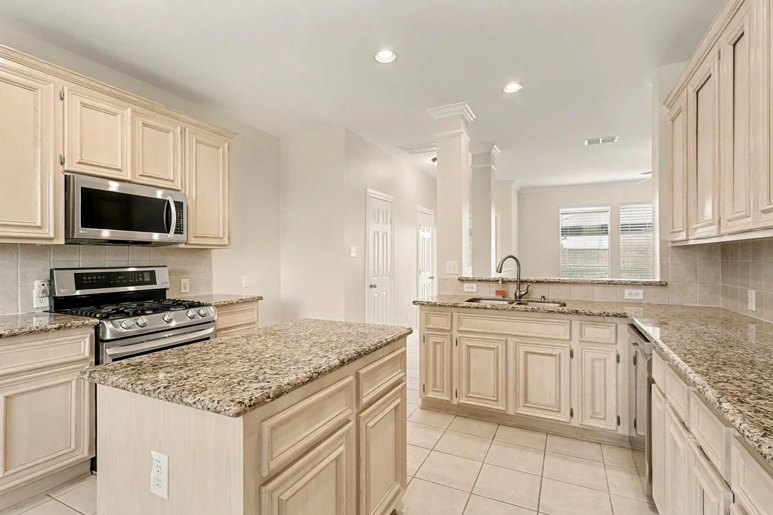 Photo of 240 Kettering Lane