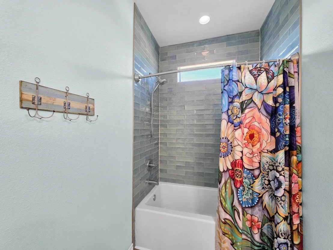 Photo of 1120 Alex Drive