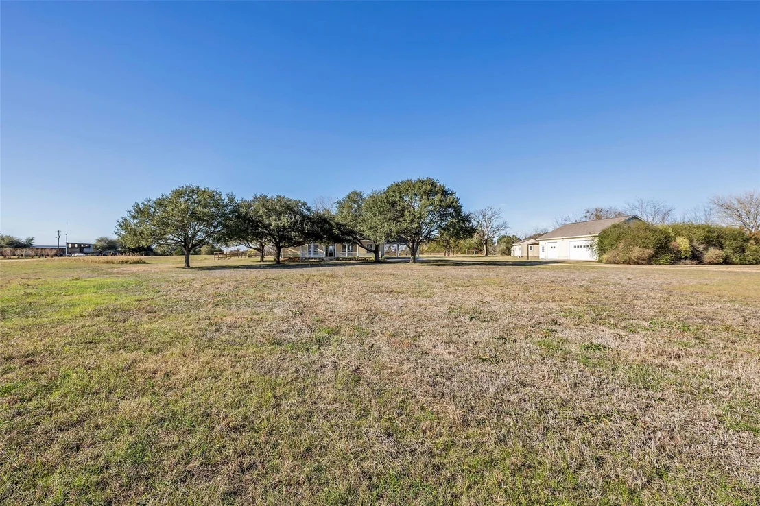 Photo of 1075 Harrisburg Road