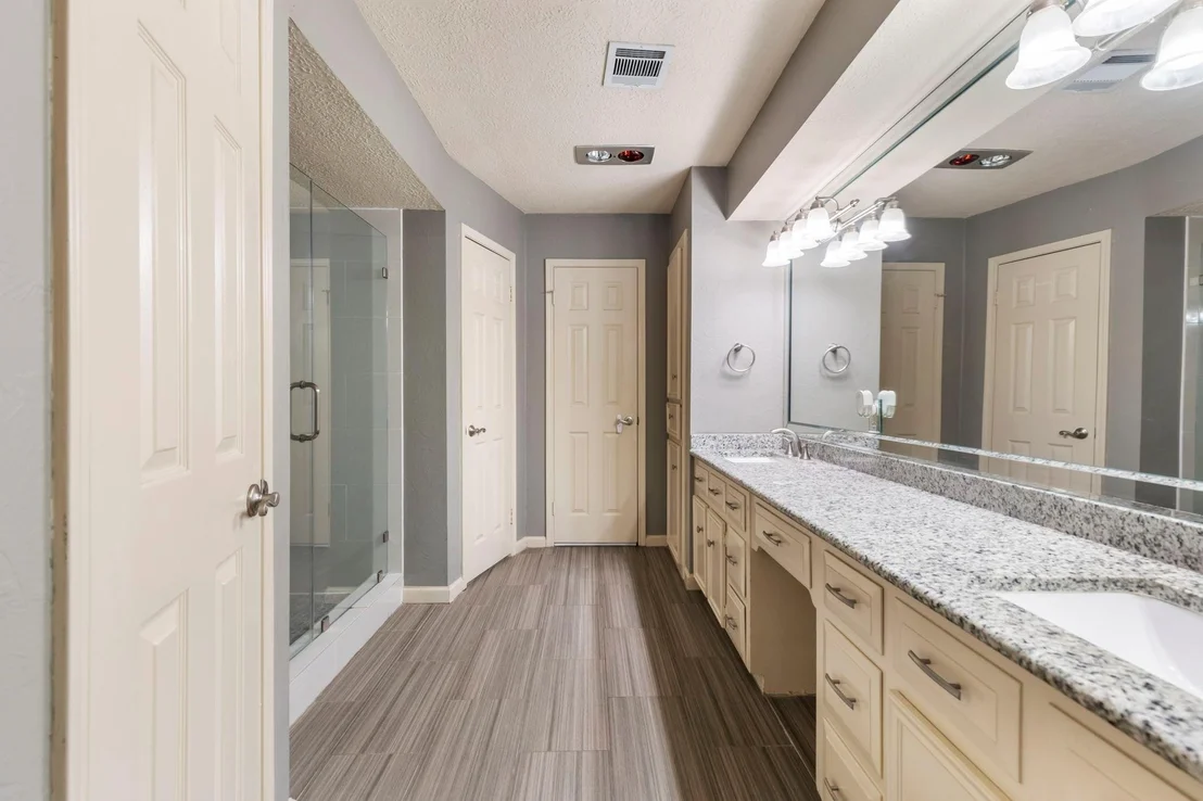 Photo of 15619 Pebble Bend Drive