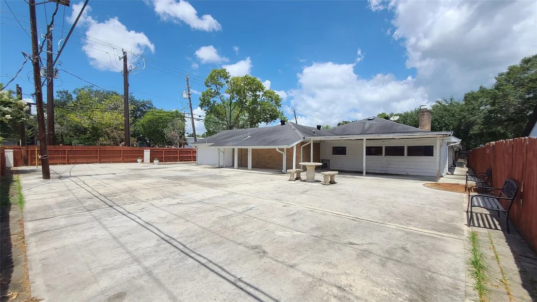 Photo of 902 Ashford Parkway