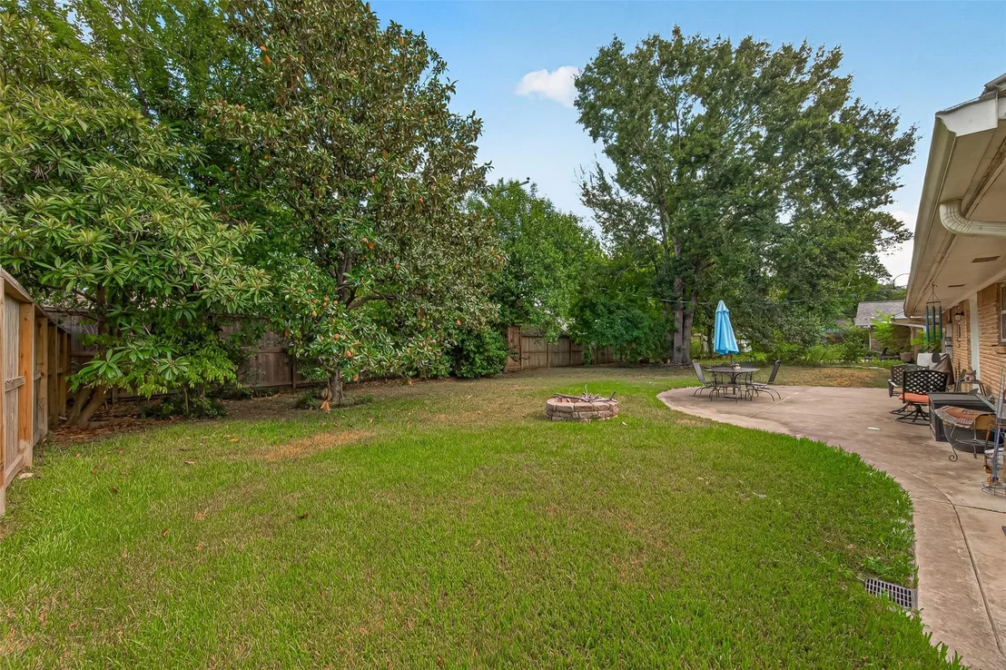 Photo of 10418 Hazelhurst Drive