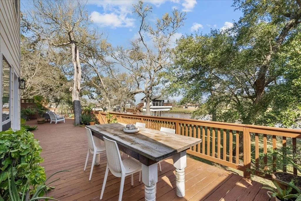 Photo of 683 Private Road 652