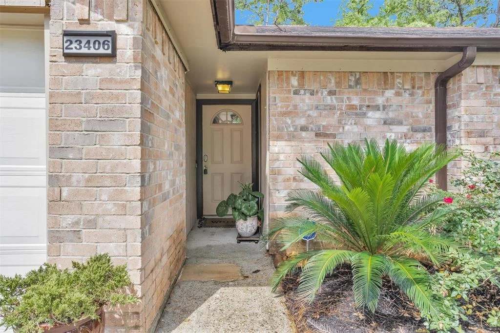 Photo of 23406 Dew Wood Lane