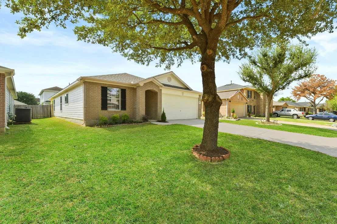 Photo of 7919 Buffalo View Lane