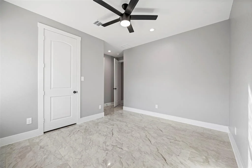 Photo of 2019 Surry Oaks Drive
