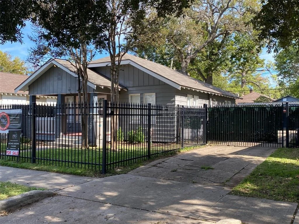 Photo of 1218 Studewood Street