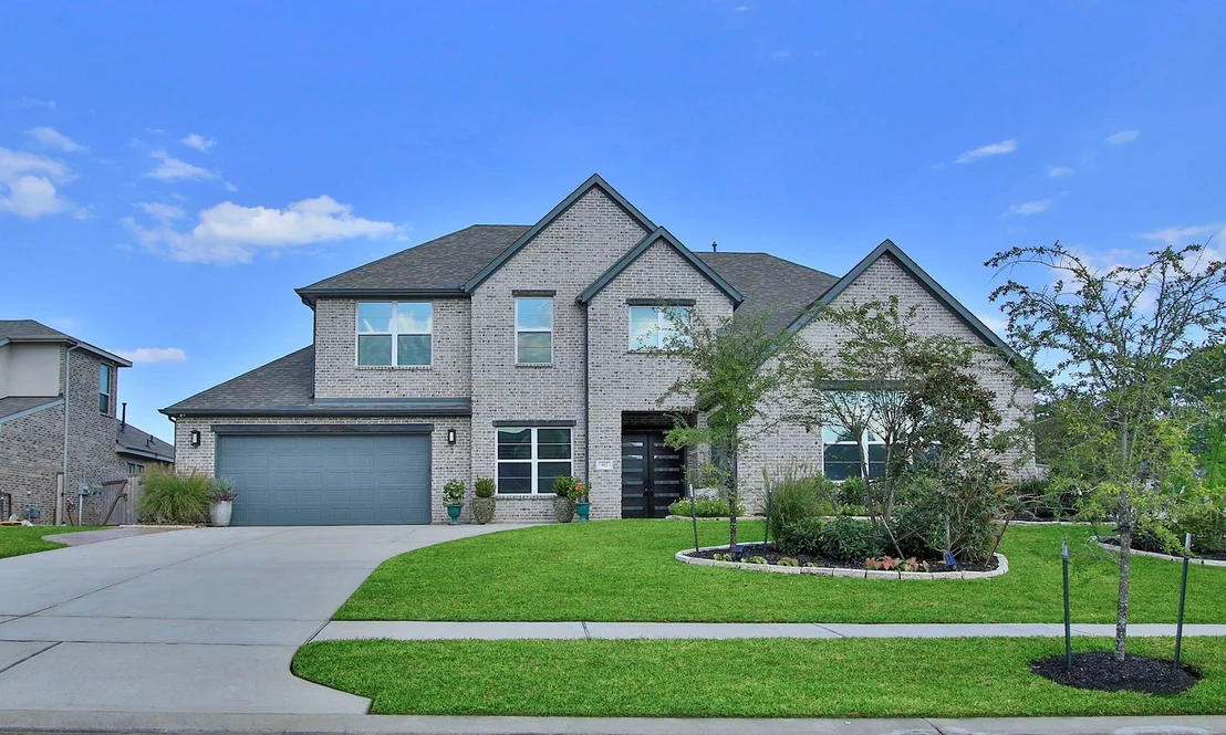 Photo of 902 Falcon Hollow Lane