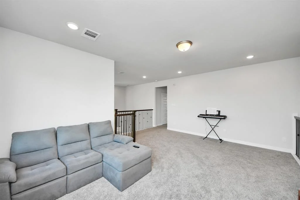 Photo of 9403 Cedros Valley Drive