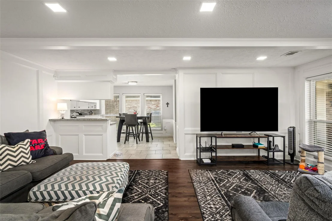 Photo of 5318 Springton Lane