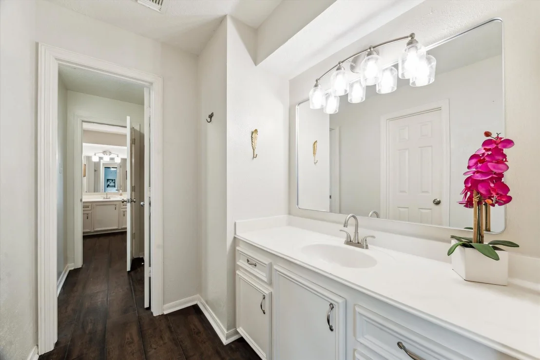 Photo of 3434 Coltwood Drive
