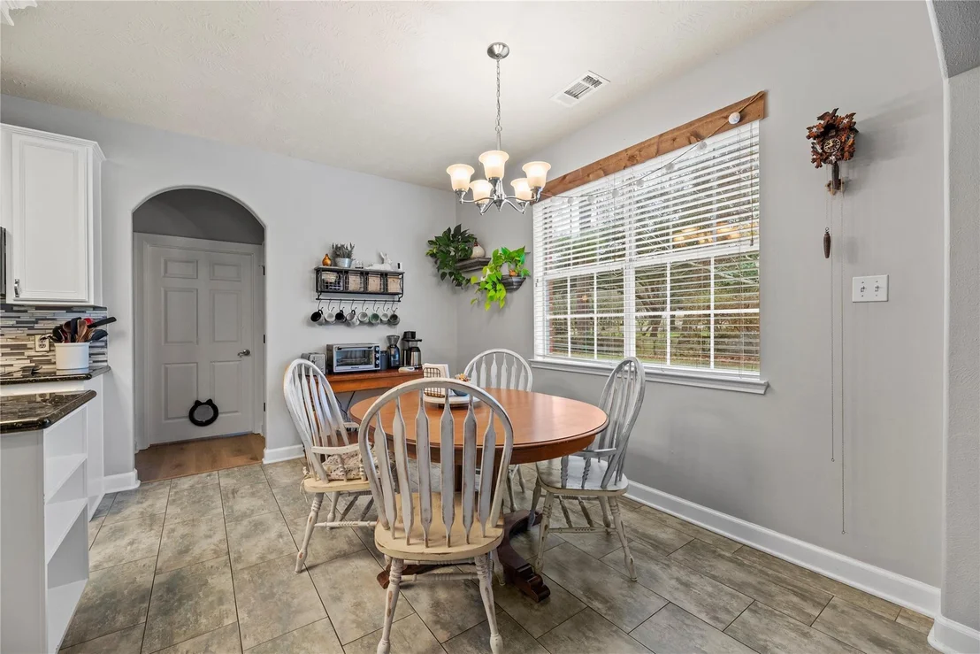Photo of 18919 Wildrose Lane