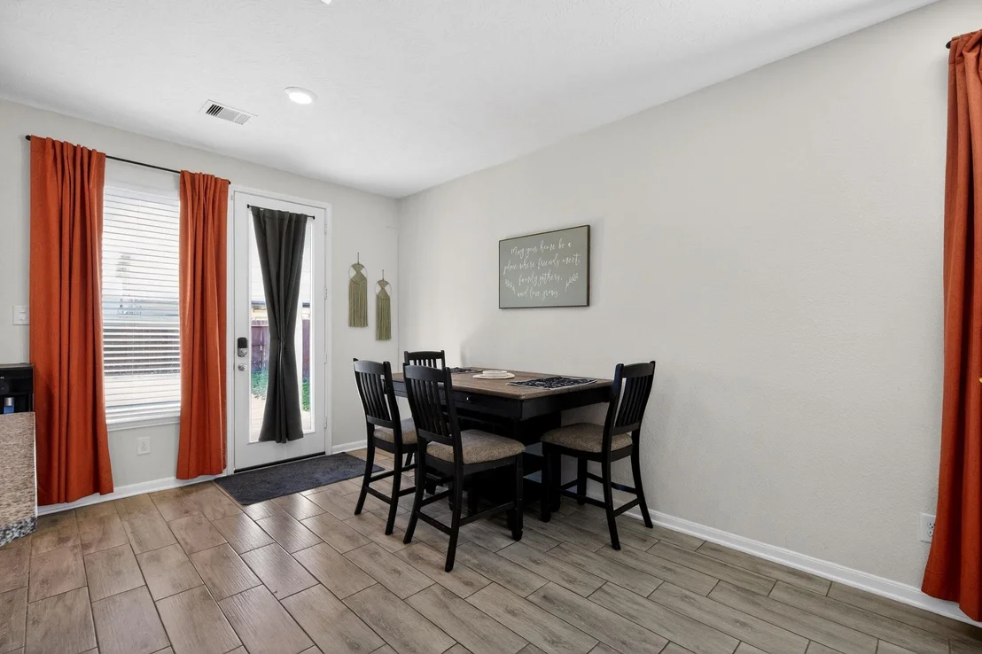 Photo of 15618 Cliffside Arbor Lane