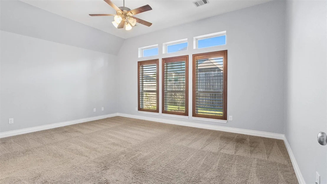 Photo of 302 Trillium Park Loop