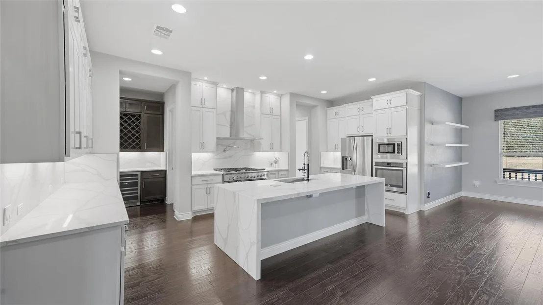 Photo of 205 Standing Oak Drive