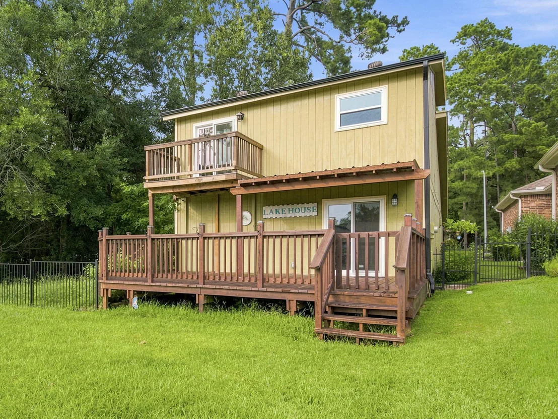 Photo of 2931 Whitman Drive