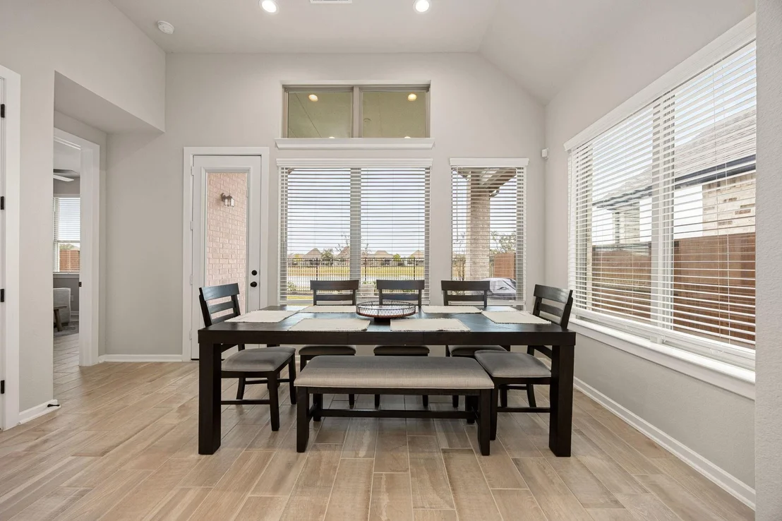 Photo of 4823 Vaughan Way