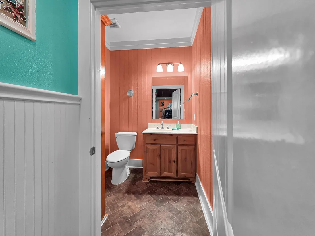 Photo of 970 Surfside Drive