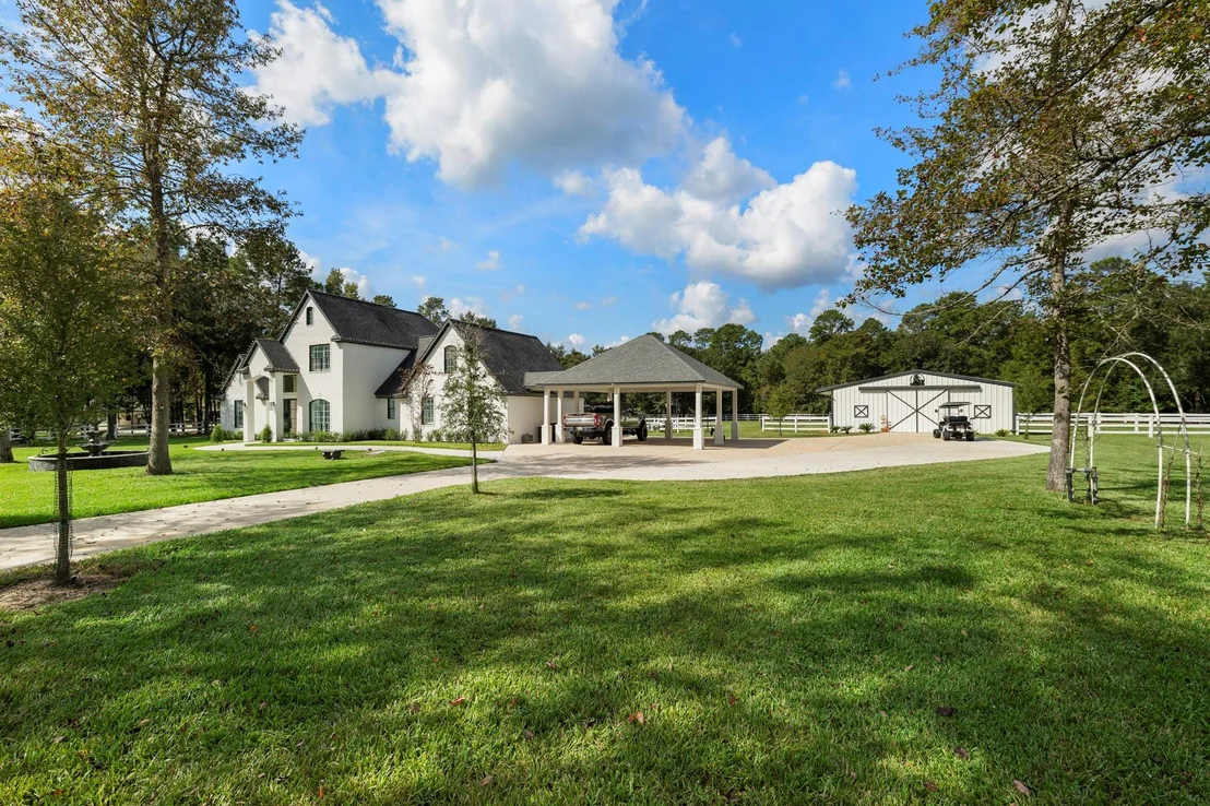 Photo of 31219 Edgewater Drive