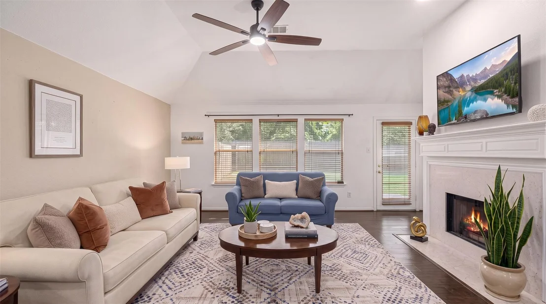 Photo of 202 W Misty Dawn Drive
