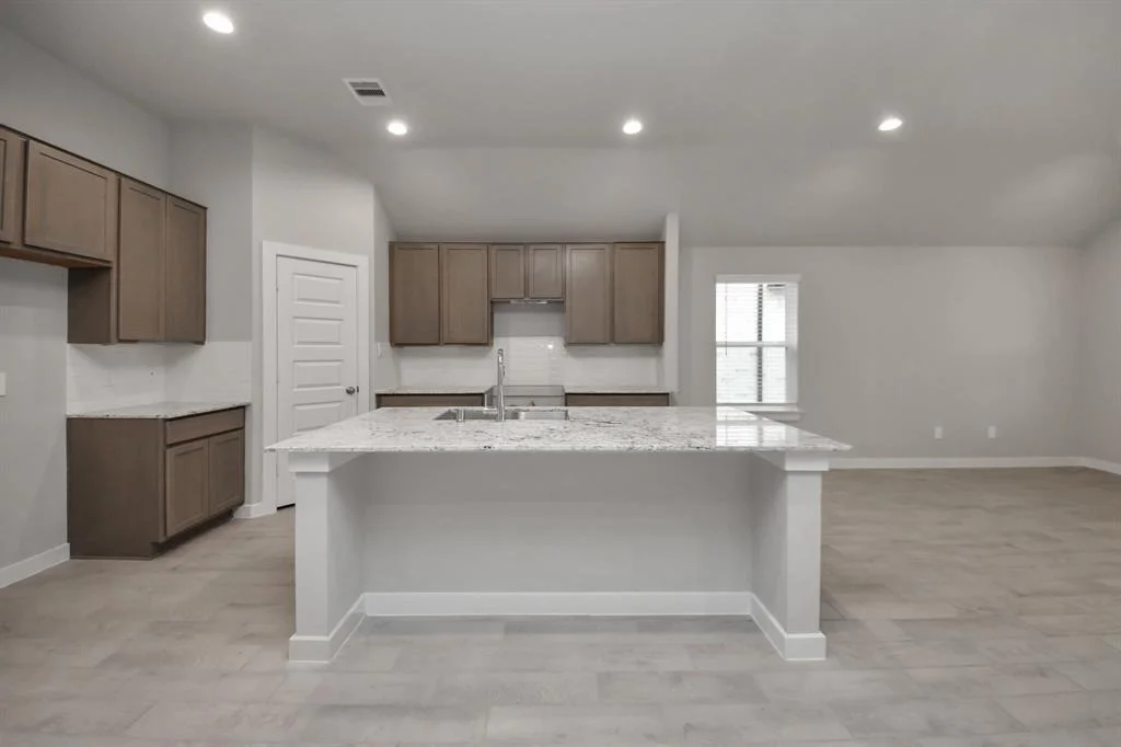 Photo of 15810 Walnut Leaf Lane