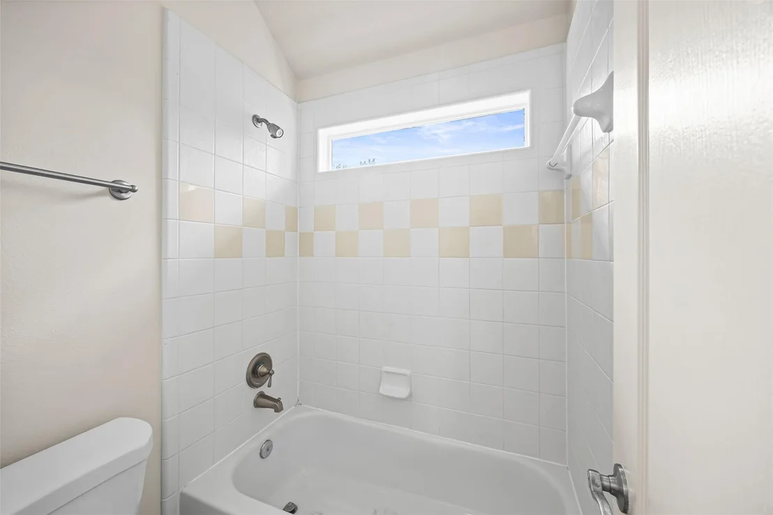 Photo of 6407 Holden Mills Drive