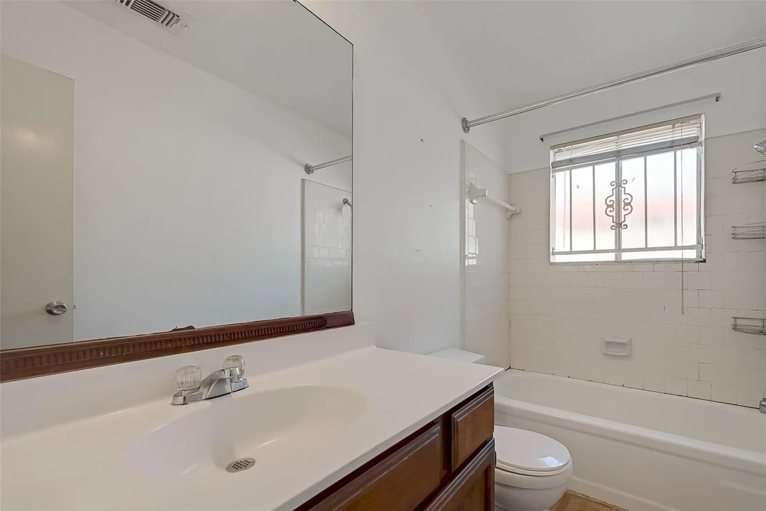 Photo of 1818 Merton Drive