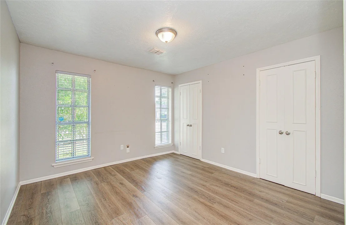 Photo of 9430 Claridge Drive
