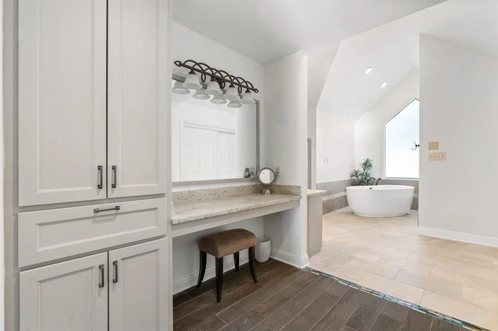 Photo of 3343 Torrey Pines Drive