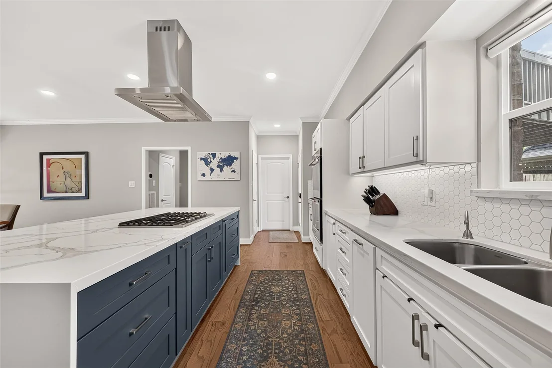 Photo of 1122 Daria Drive