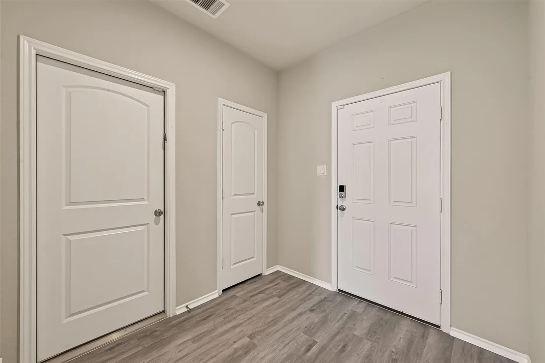 Photo of 21606 Victoria Harbor Drive