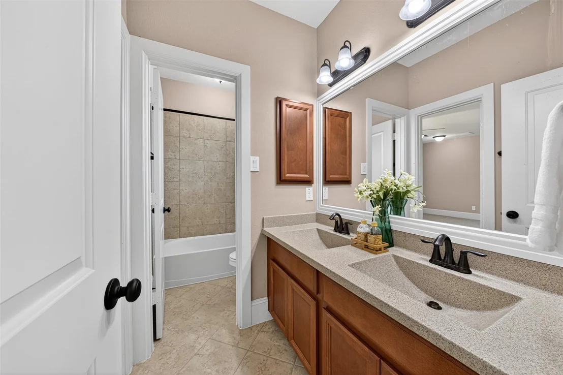 Photo of 10410 Hatcher Drive