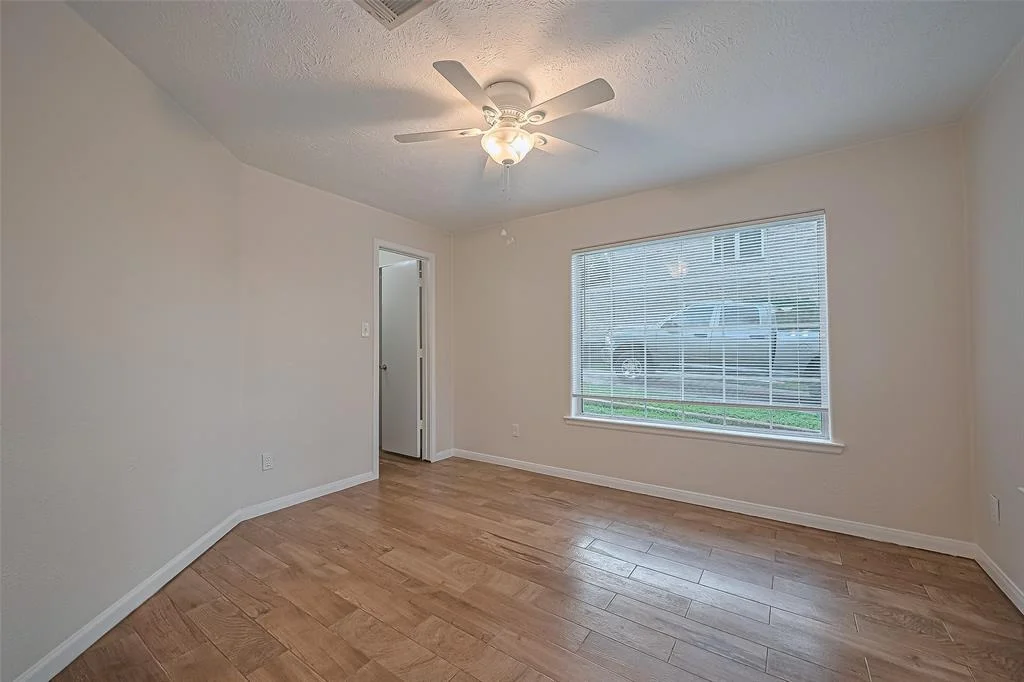 Photo of 1372 W Pine Lake Circle